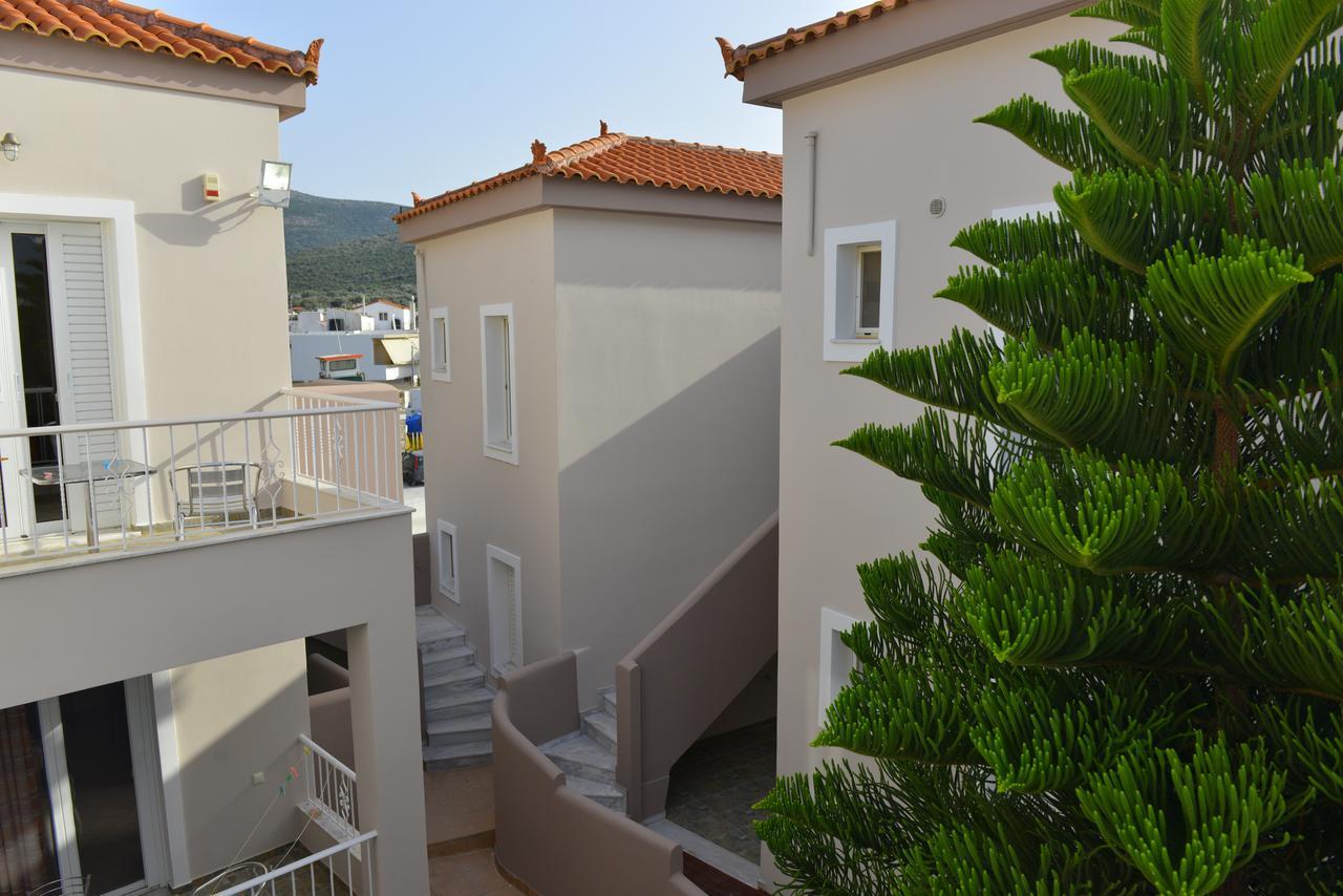 Aparthotel Korali à Almiropótamos Extérieur photo