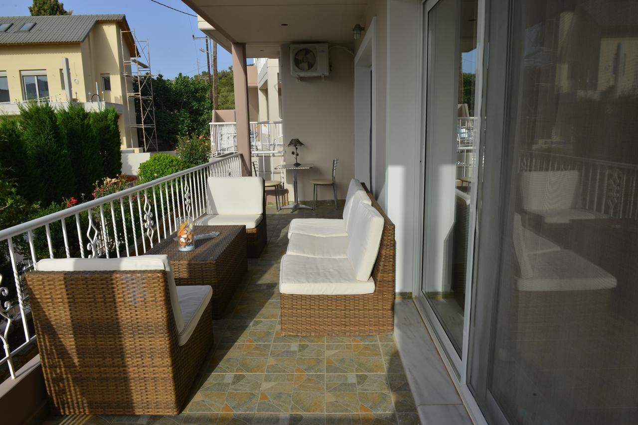 Aparthotel Korali à Almiropótamos Extérieur photo